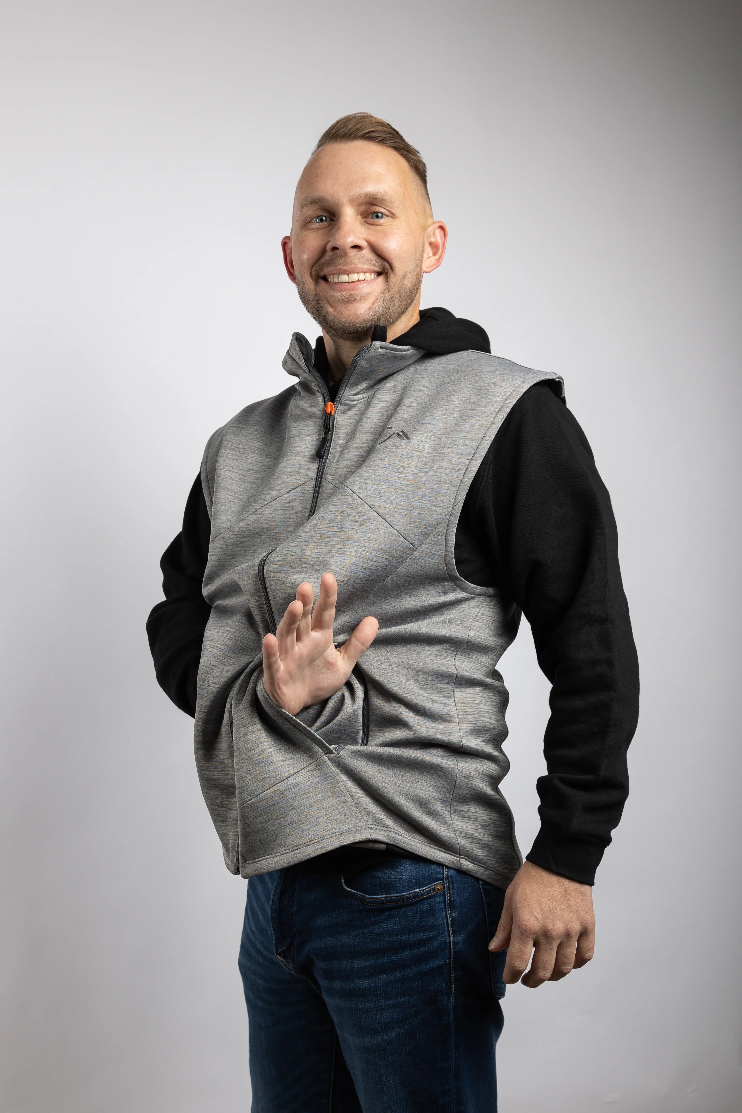 Infinity Pocket Sideline Vest - Men's