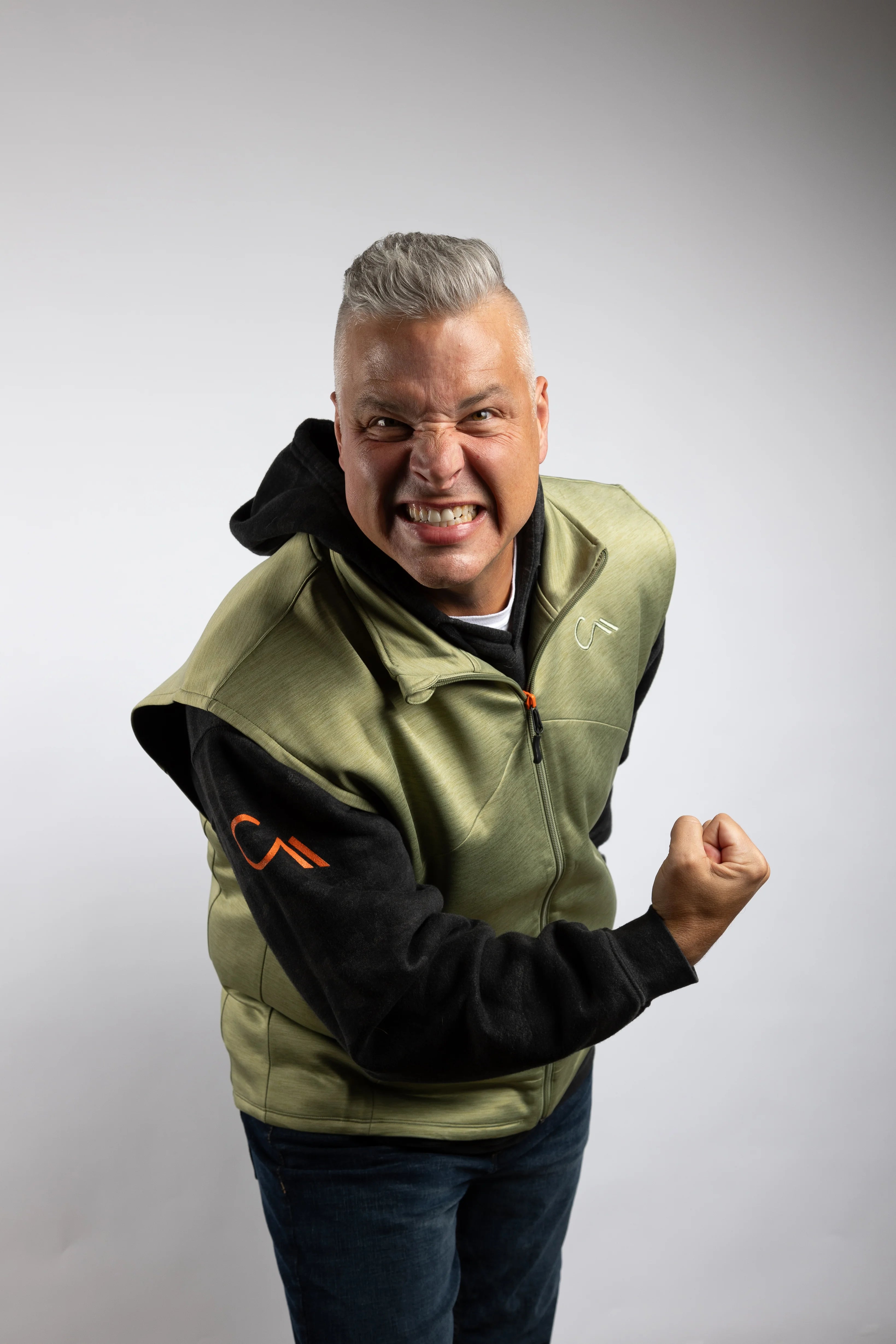 Infinity Pocket Sideline Vest - Men's