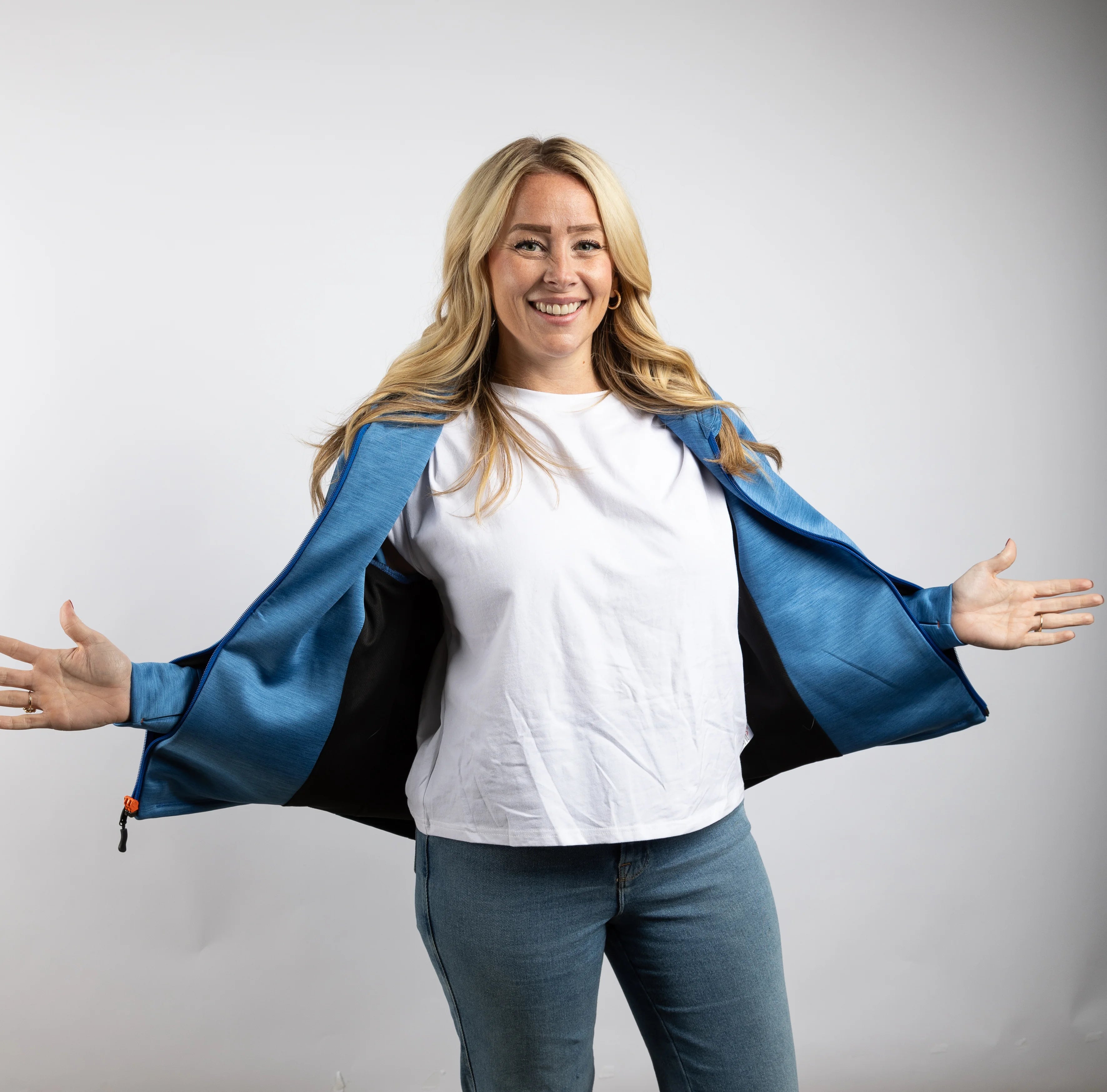 Infinity Pocket Sideline Hoodie - Women's