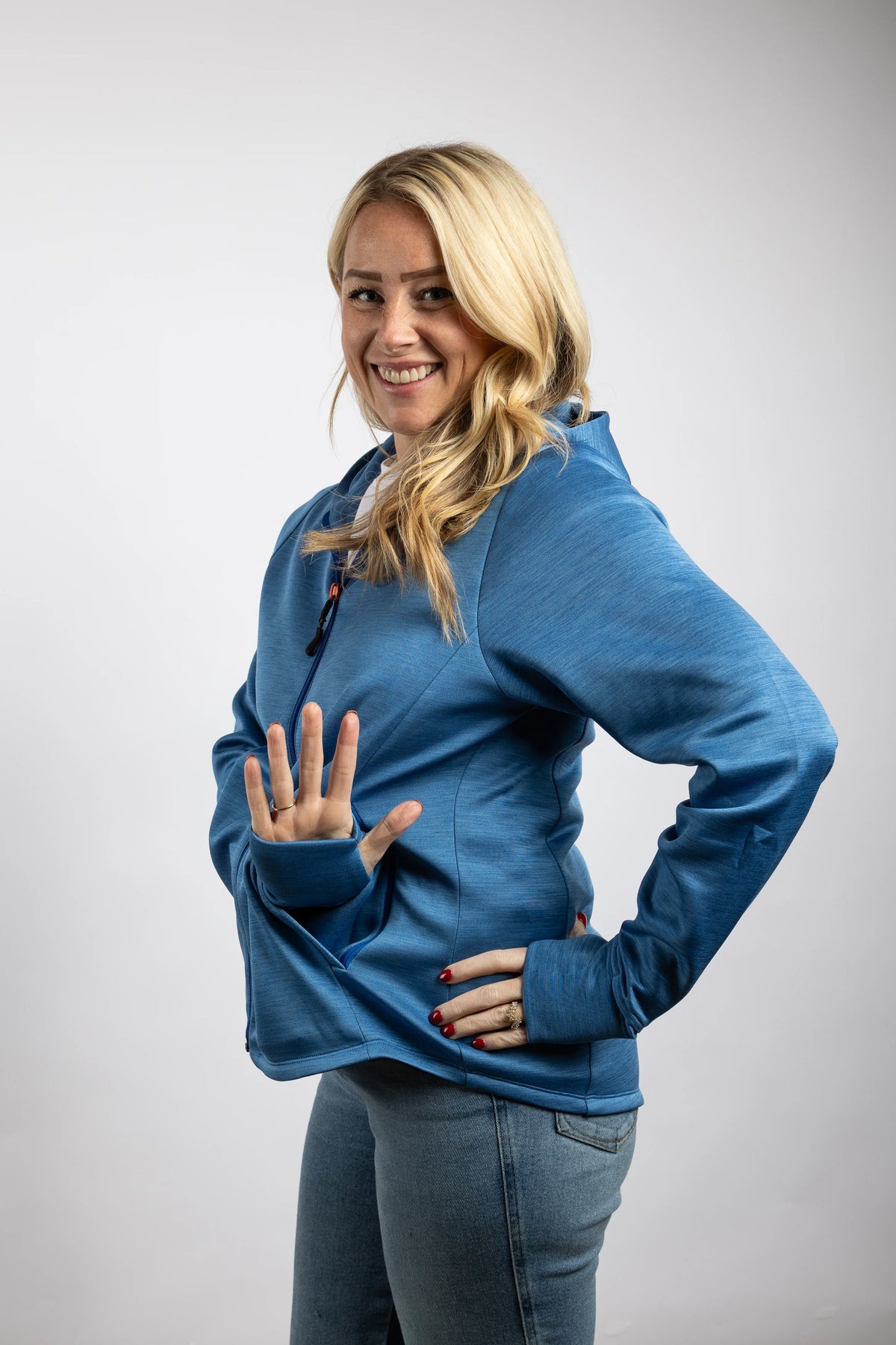 Women's Sideline Hoodie – Infinity Pocket Jacket | Constant Mountain